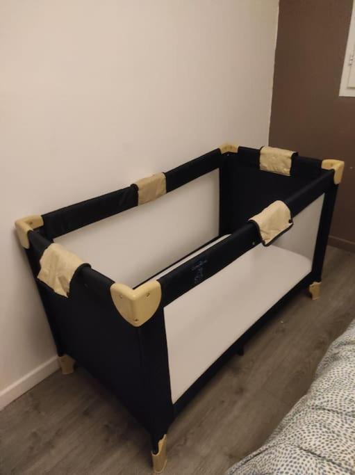 City & Cosy, Lyon Charcot- Wifi - Lave Linge - Balcon - Parking Exteriör bild