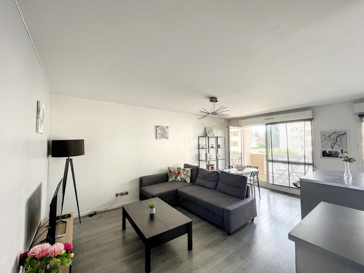 City & Cosy, Lyon Charcot- Wifi - Lave Linge - Balcon - Parking Exteriör bild