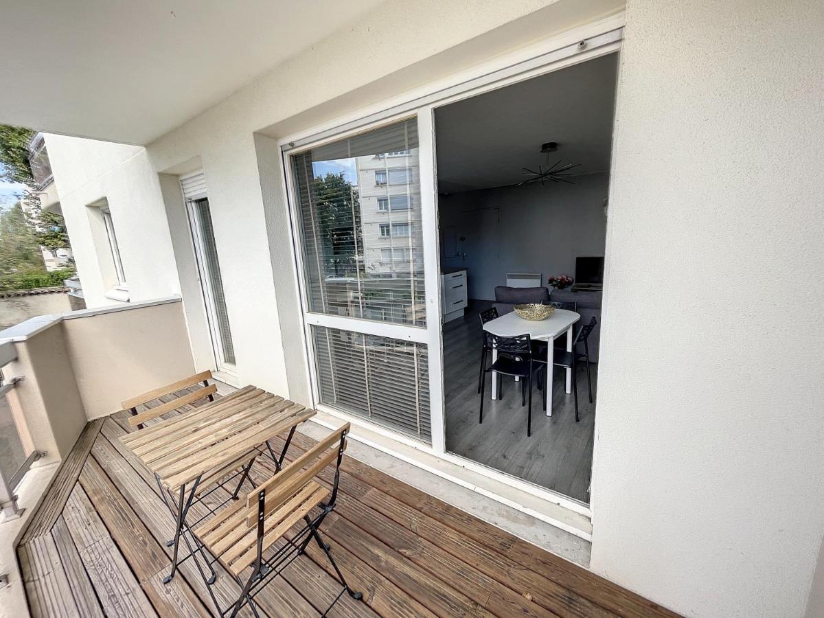 City & Cosy, Lyon Charcot- Wifi - Lave Linge - Balcon - Parking Exteriör bild