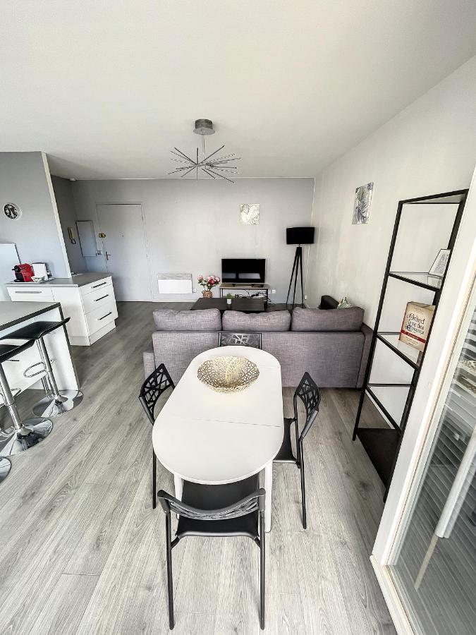 City & Cosy, Lyon Charcot- Wifi - Lave Linge - Balcon - Parking Exteriör bild