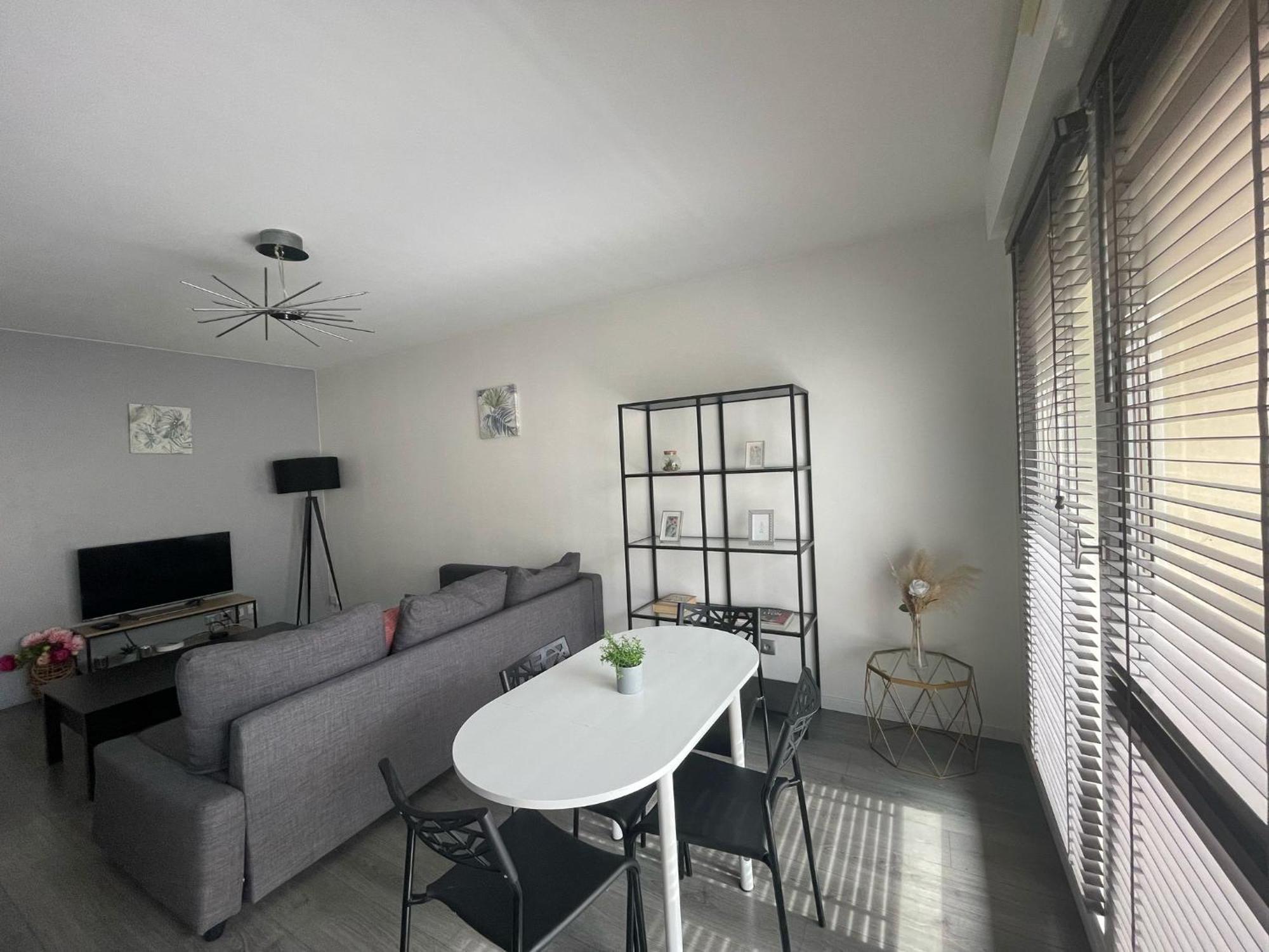 City & Cosy, Lyon Charcot- Wifi - Lave Linge - Balcon - Parking Exteriör bild